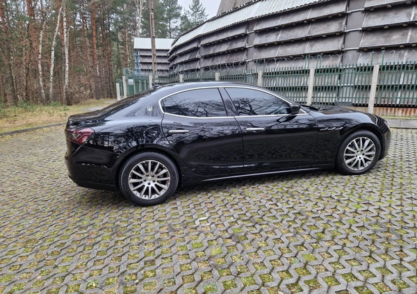 Maserati Ghibli cena 109000 przebieg: 134000, rok produkcji 2014 z Kraków małe 466